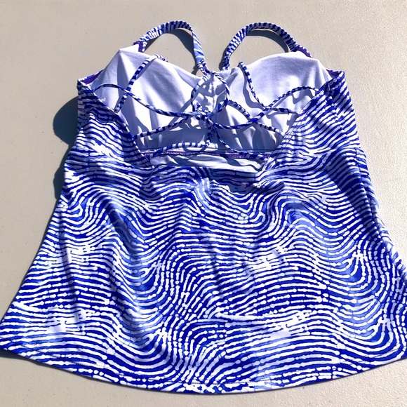 Island Escape Women’s Swimsuit Bathing Suit Bikini Tankini XL 16 - Picture 3 of 9